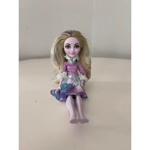 Ever After High Crystal Winter Doll